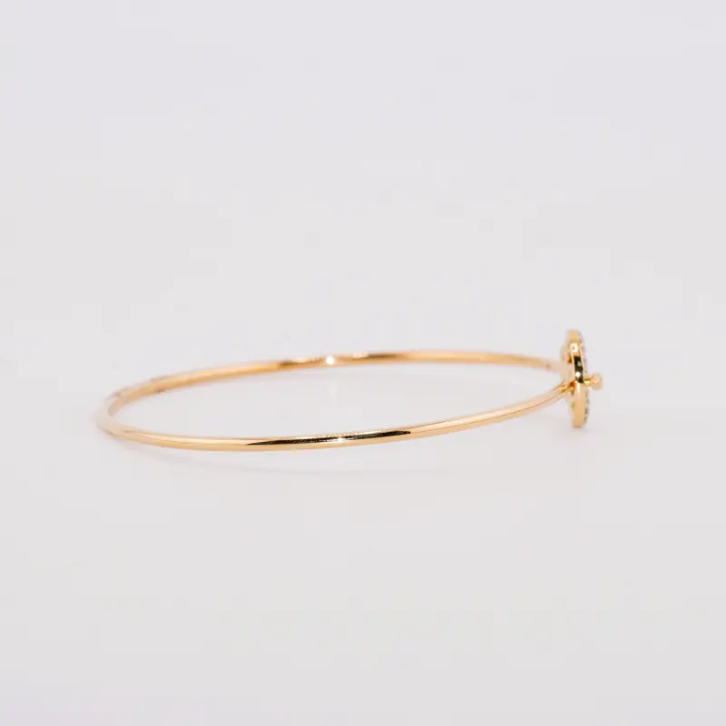LUNA EMBRACE BANGLE