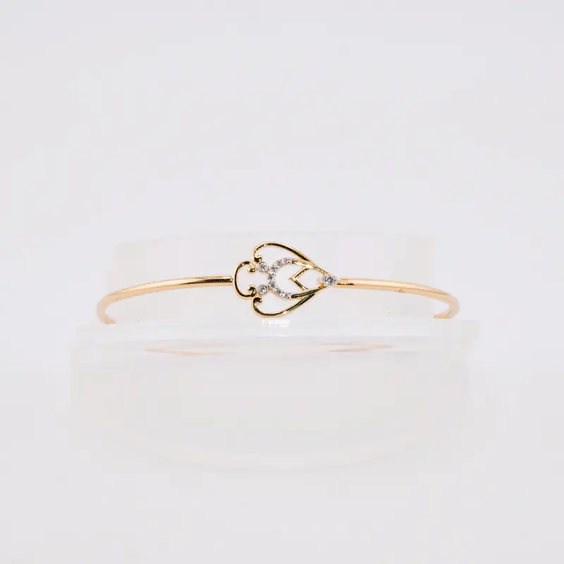 AMARA FILIGREE HEART BANGLE