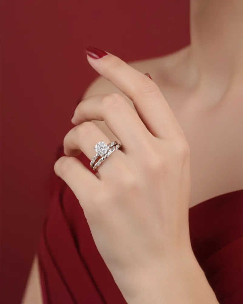 THE EVER-TWINED HALO RING