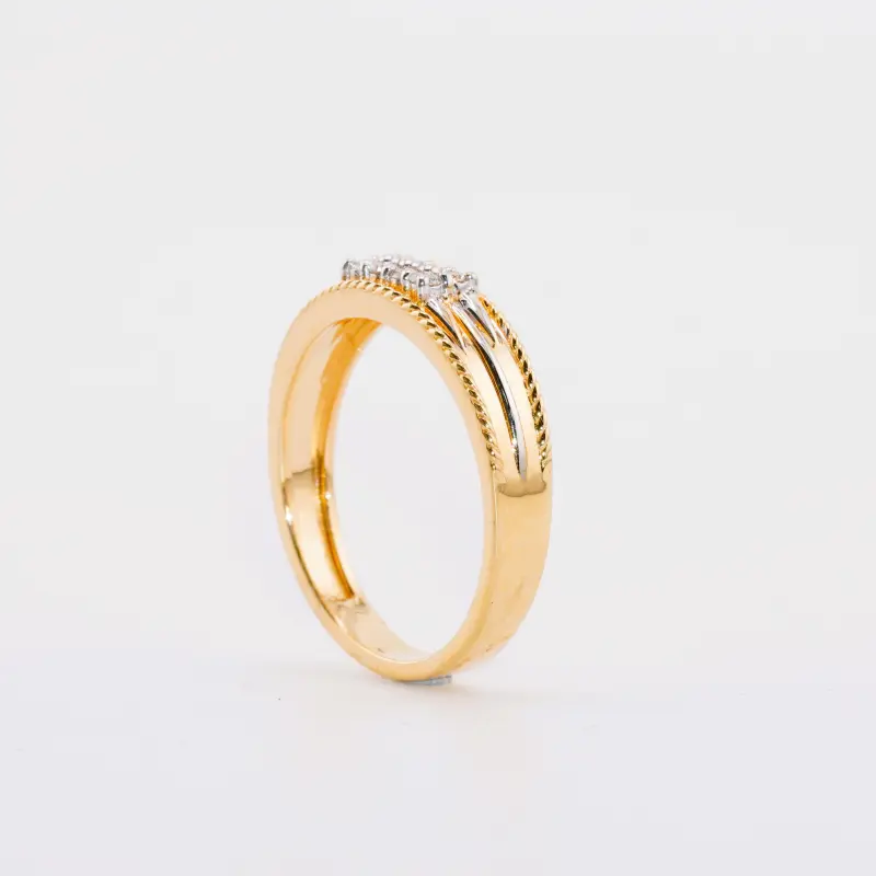 SOVEREIGN DIAMOND BAND