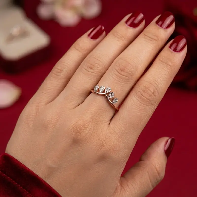 LITTLE TIARA RING