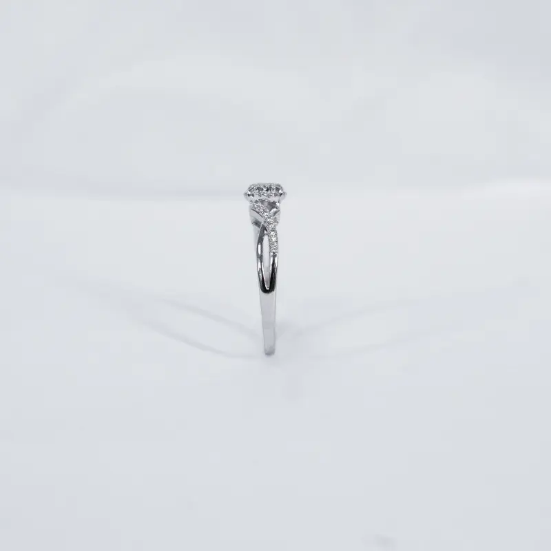 ENTWINED CLUSTER RING