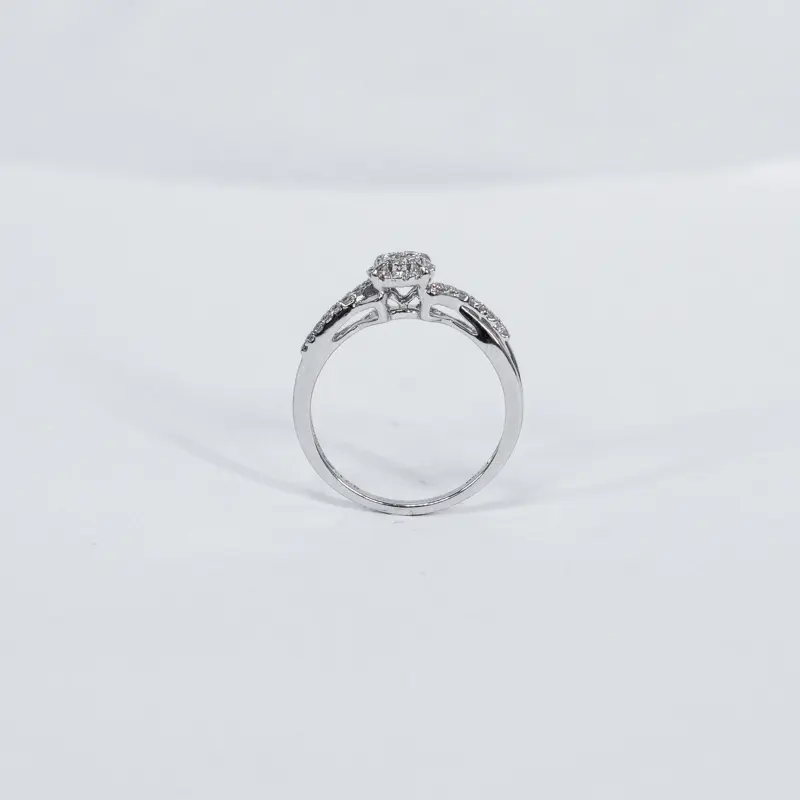 ENTWINED CLUSTER RING