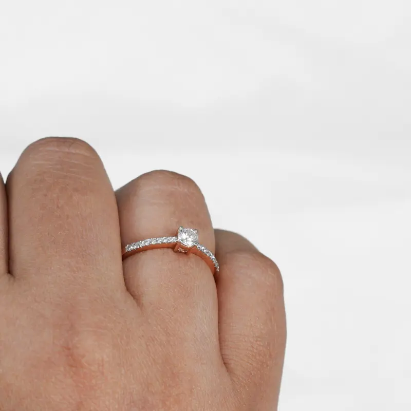COLUMN PAVE RINGS