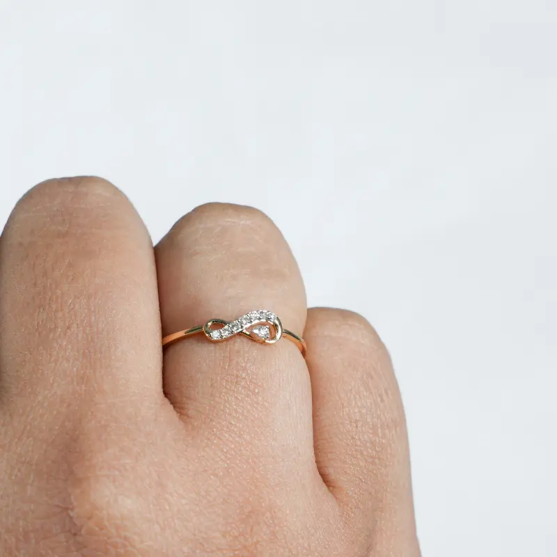 LOUVRE INFINITY RING