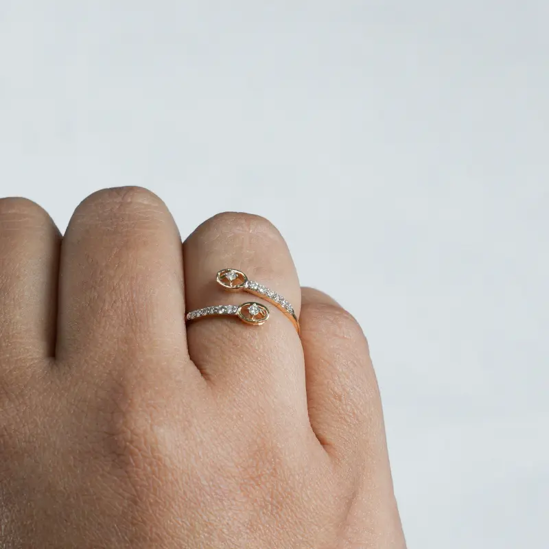 HELIX LOOP RING