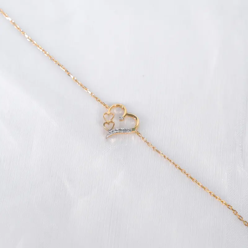 ARIA TRIPLE HEART BRACELET