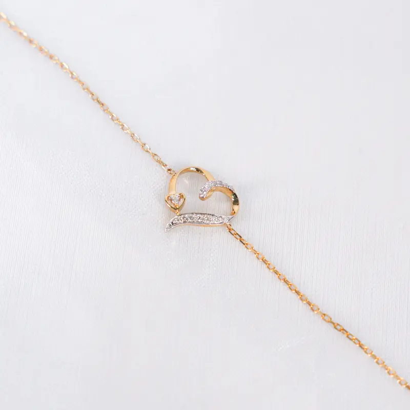 AMORA OPEN HEART BRACELET