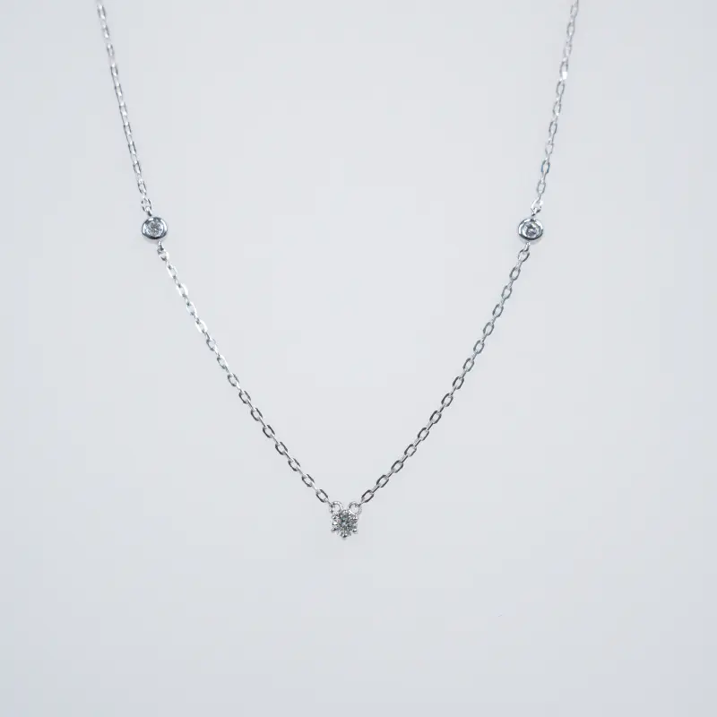 CLASSIC BRILLIANCE NECKLACE