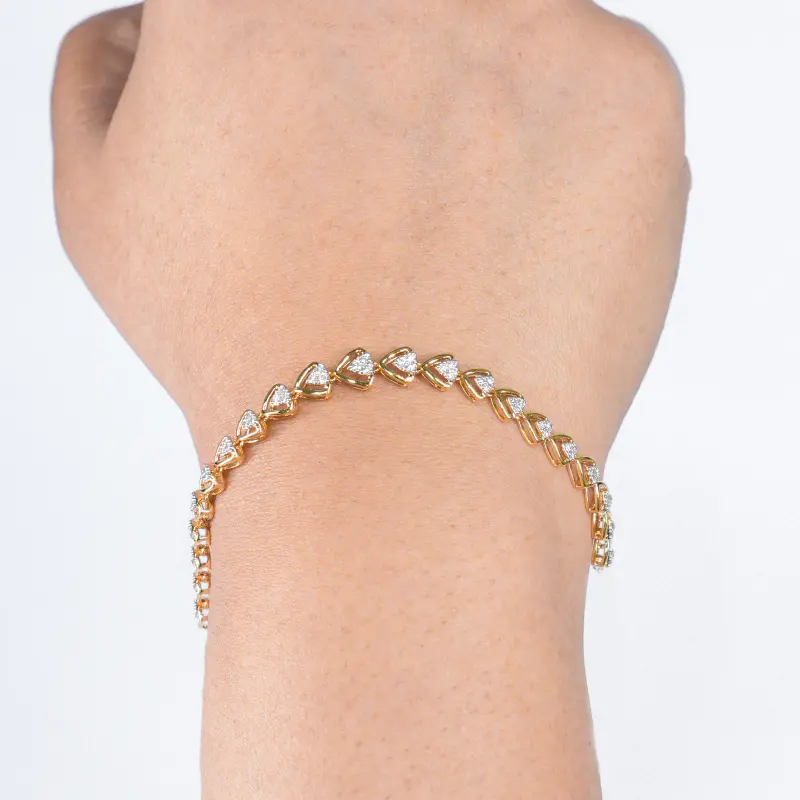 TRIQUETRA DIAMOND BRACELET