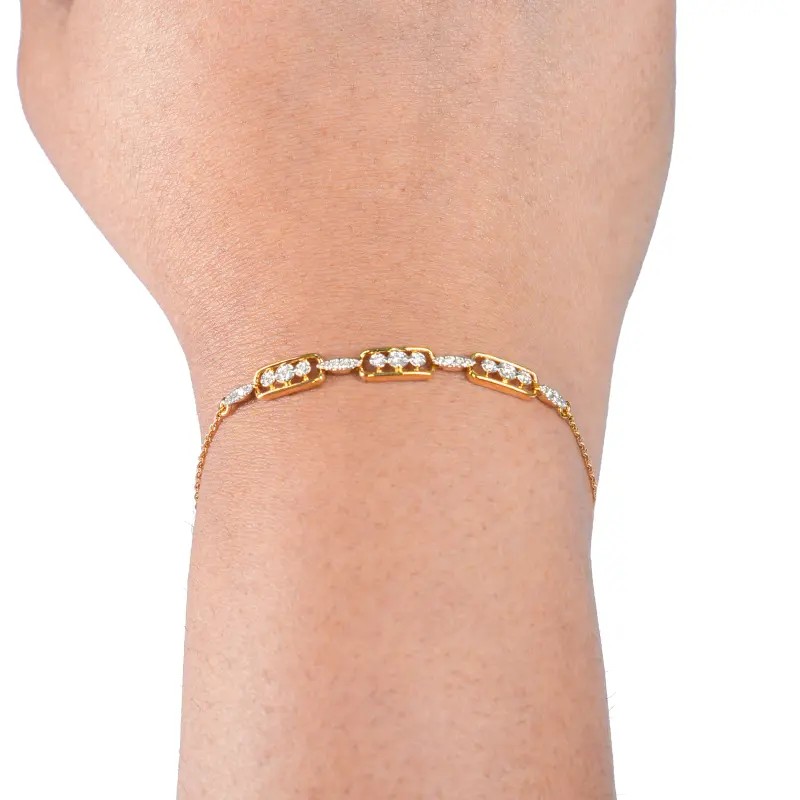 MINIMALIST 18K DIAMOND BAR BRACELET