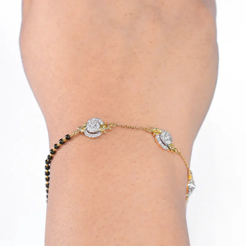 SUTRA OF STARS DIAMOND BRACELET