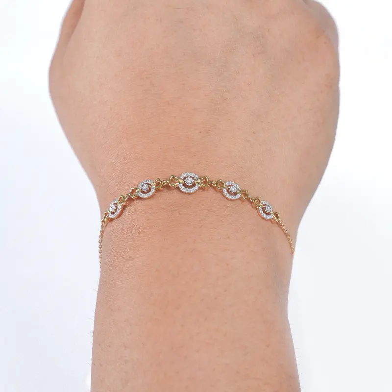 GLIMMER LOOP BRACELET